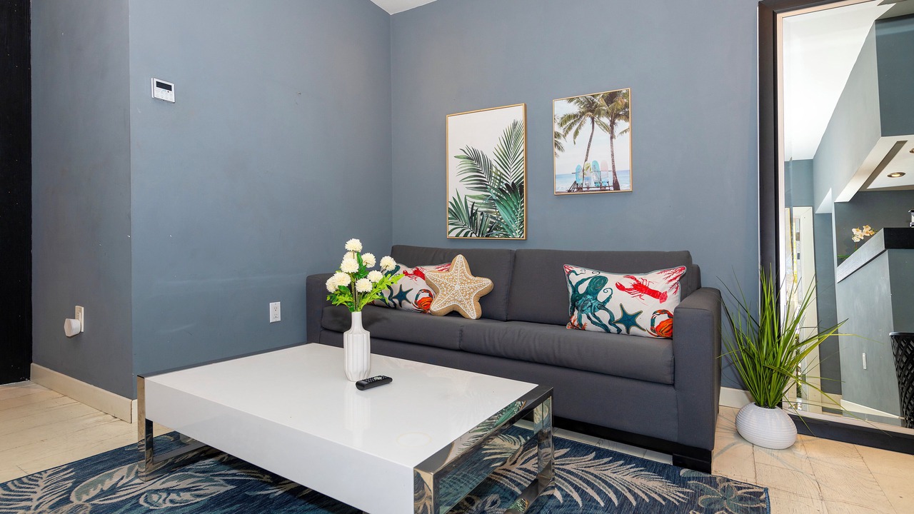 Photo of Livingroom in Flamingo/Lummus