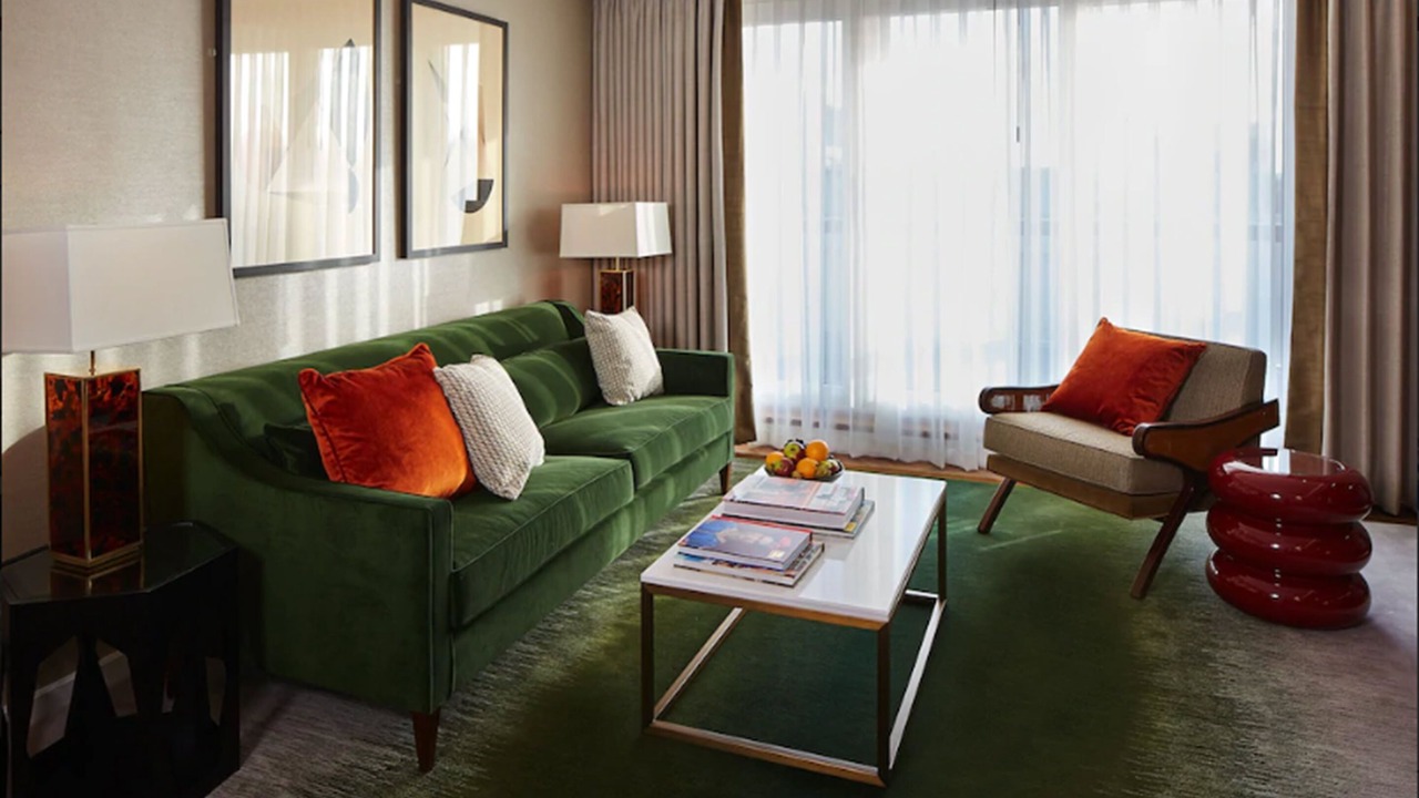 Photo of Livingroom in Courtfield