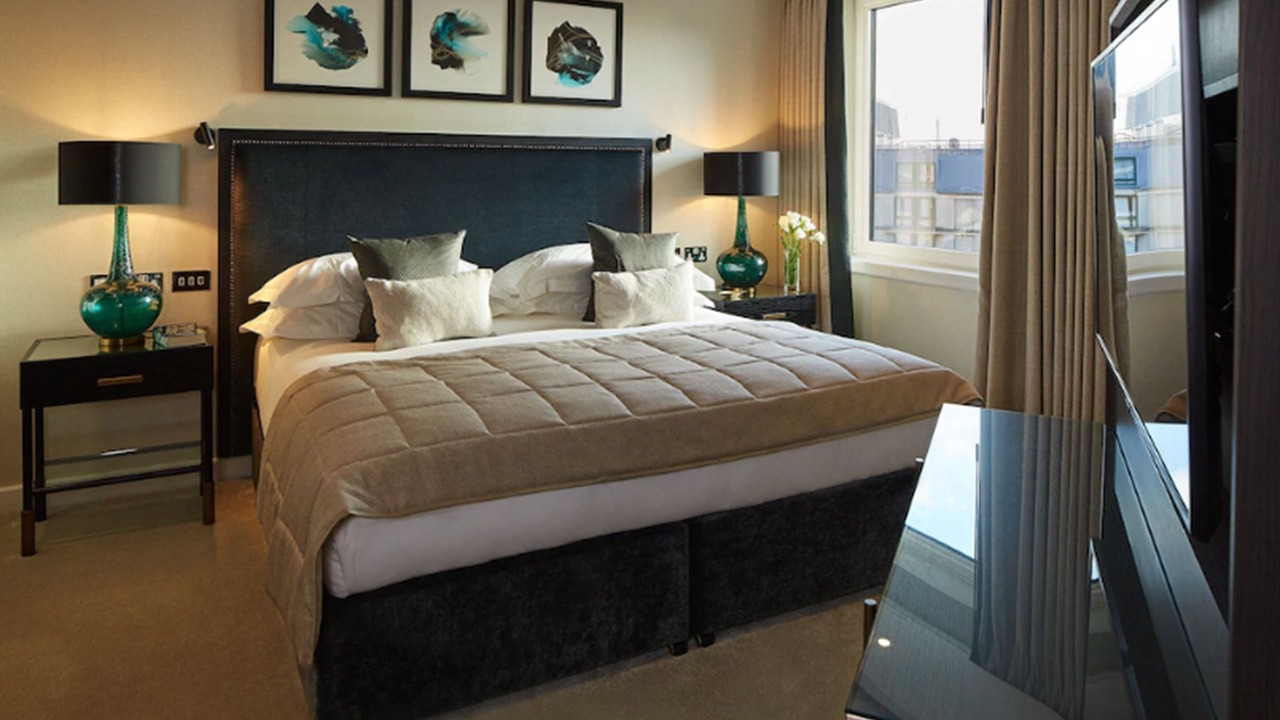 Photo of Bedroom in Courtfield