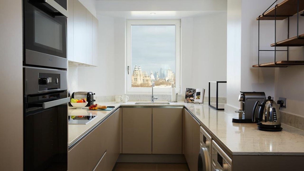 Photo of Kitchen in Courtfield