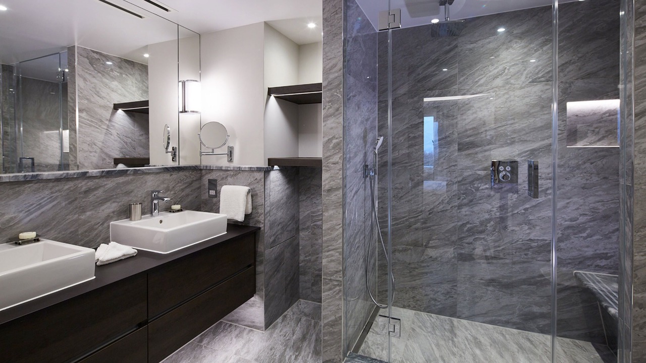 Photo of Bathroom in Courtfield