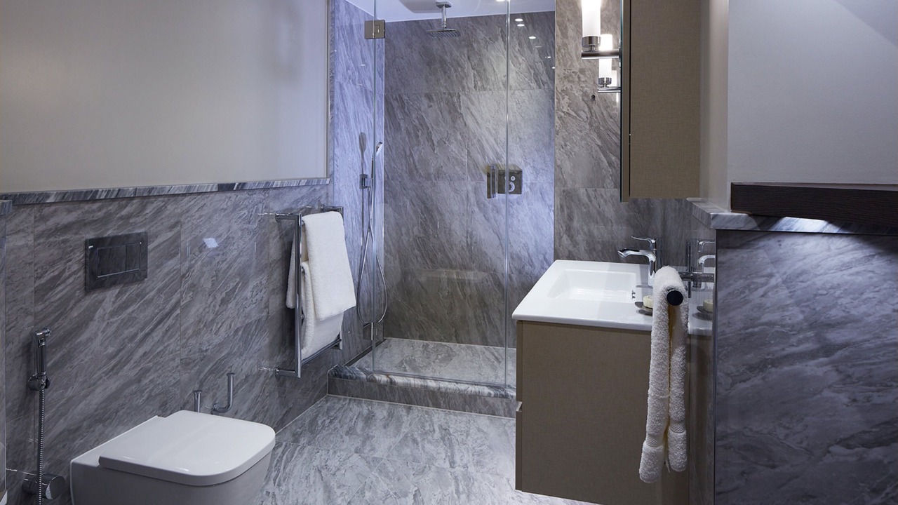 Photo of Bathroom in Courtfield