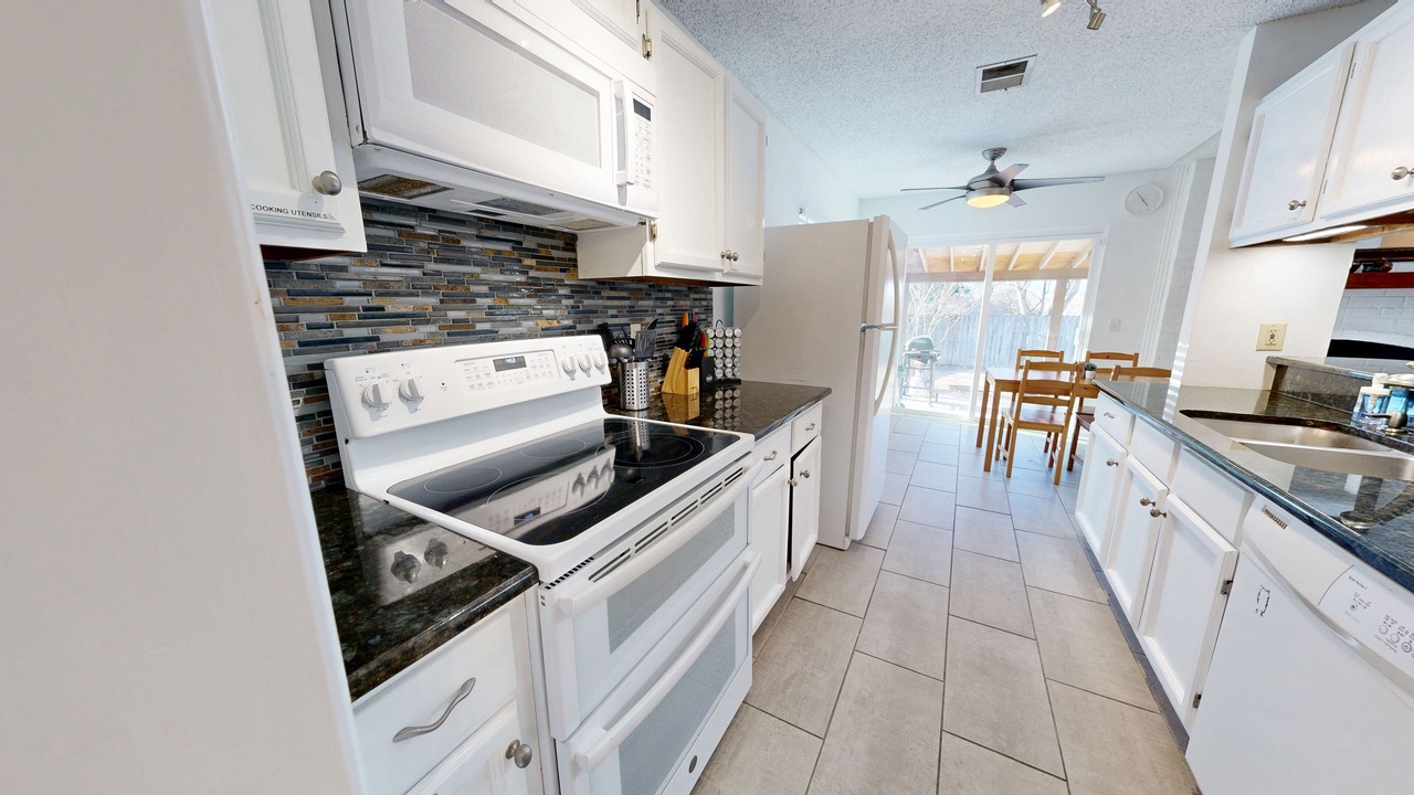 Photo of Kitchen in North San Antonio - SAT