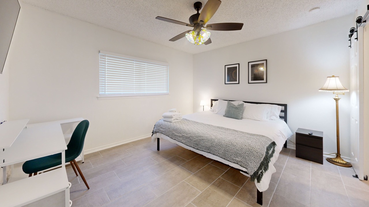 Photo of Bedroom in North San Antonio - SAT