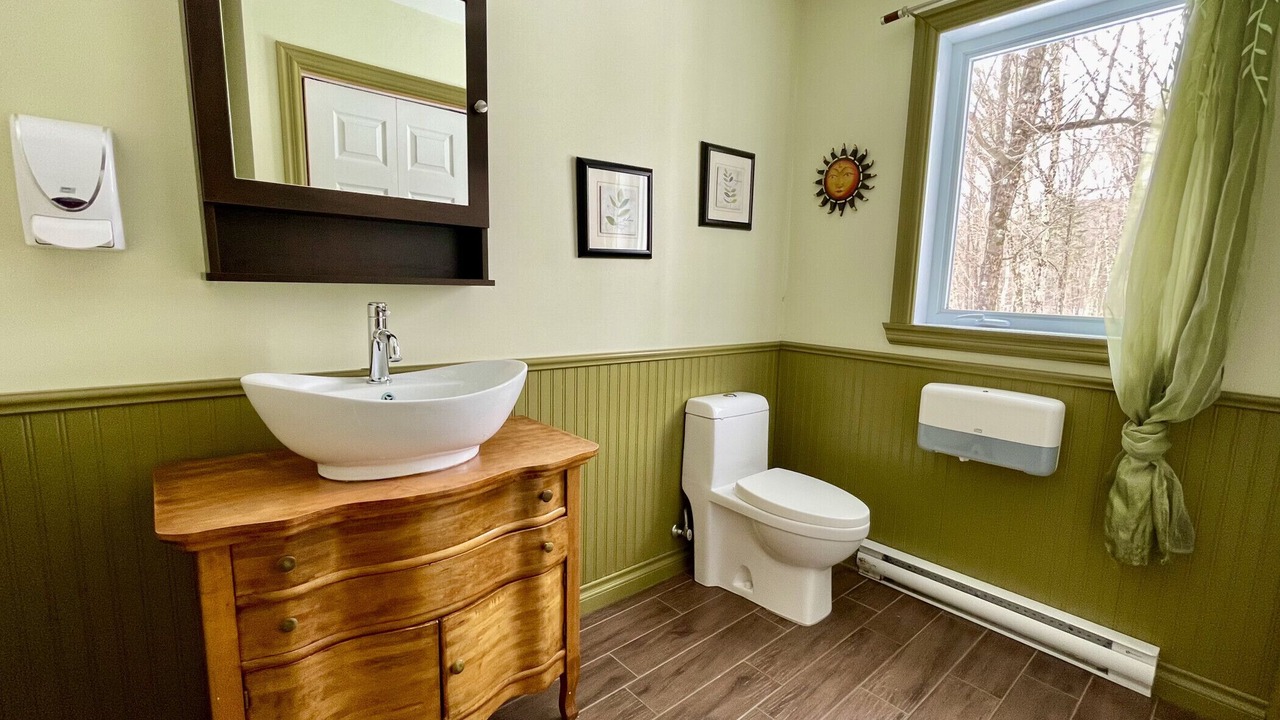 Photo of Bathroom in Saint-Gabriel-de-Valcartier