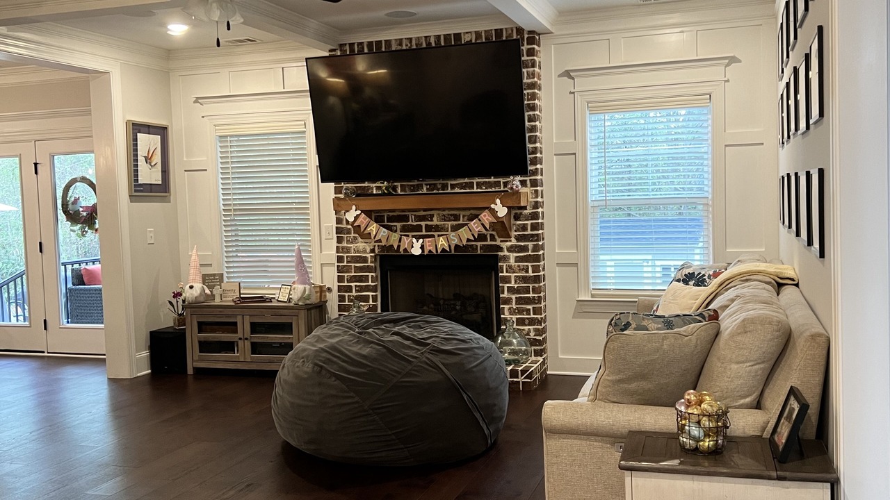 Photo of Livingroom in Evans