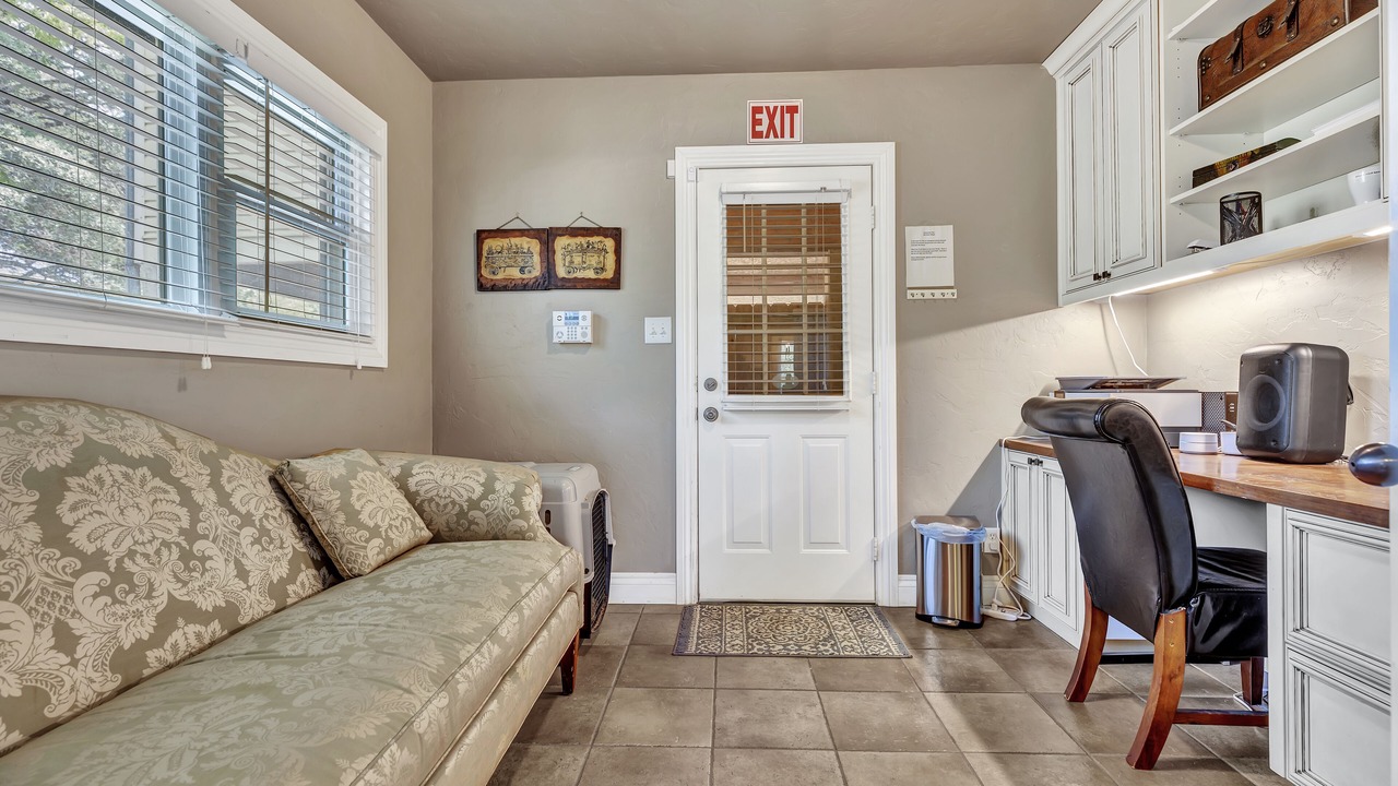 Photo of Livingroom in Fredericksburg