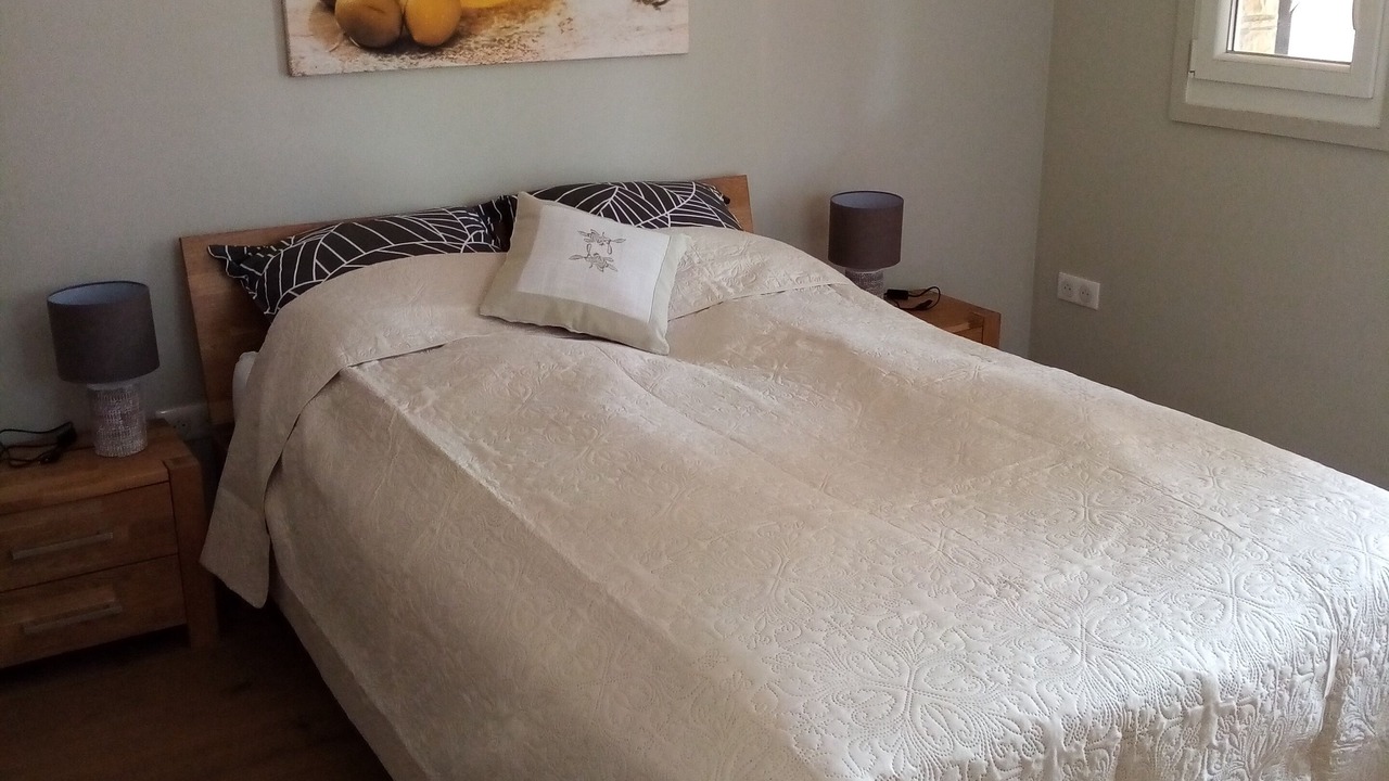 Photo of Bedroom in Entrecasteaux