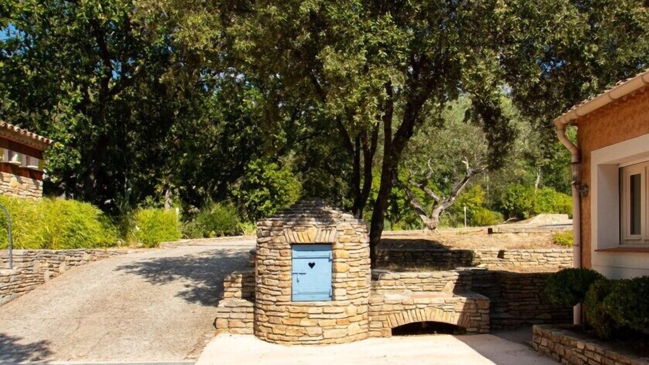 Photo of Outdoor in Entrecasteaux