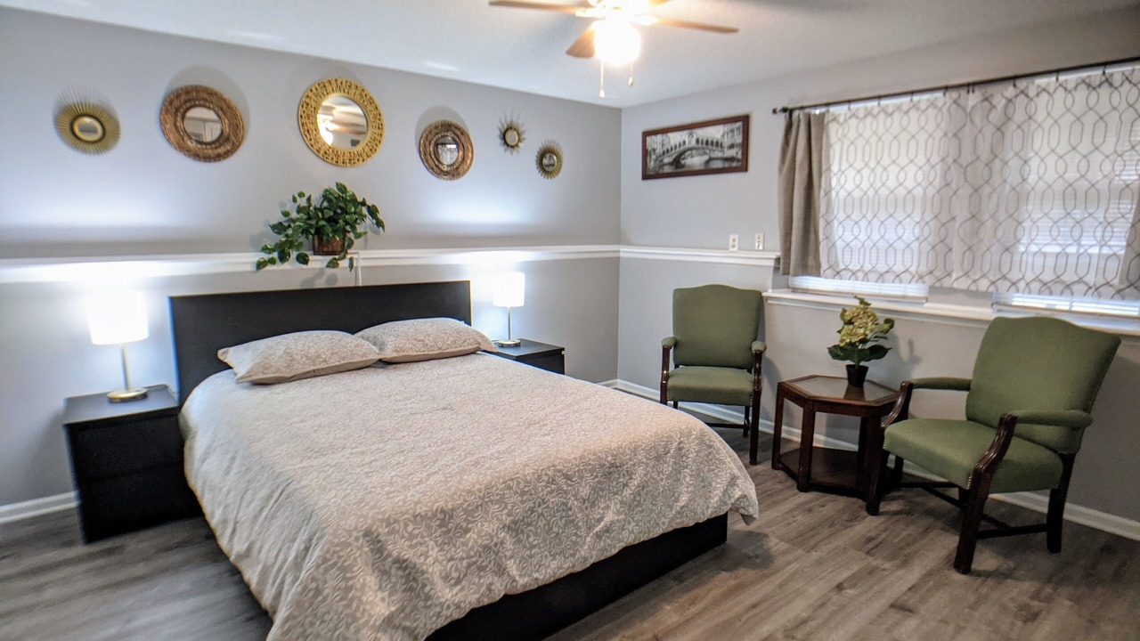 Photo of Bedroom in Overland Park