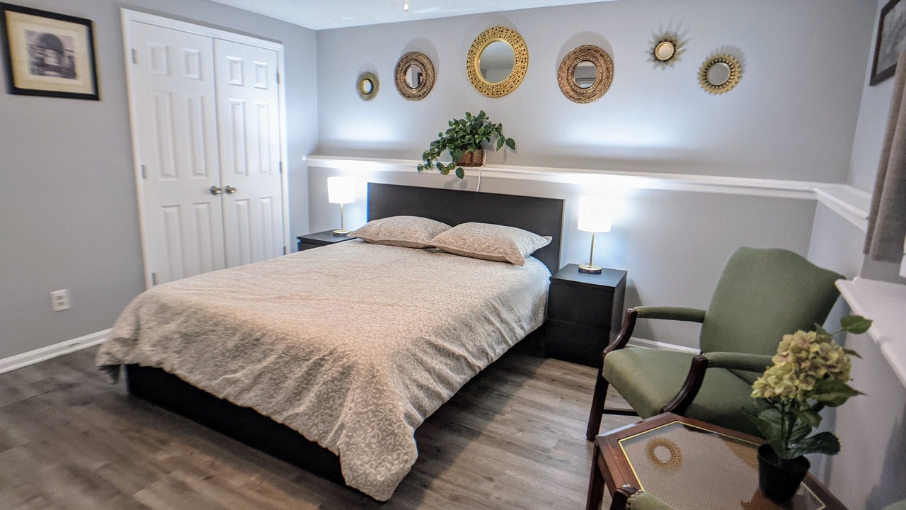 Photo of Bedroom in Overland Park