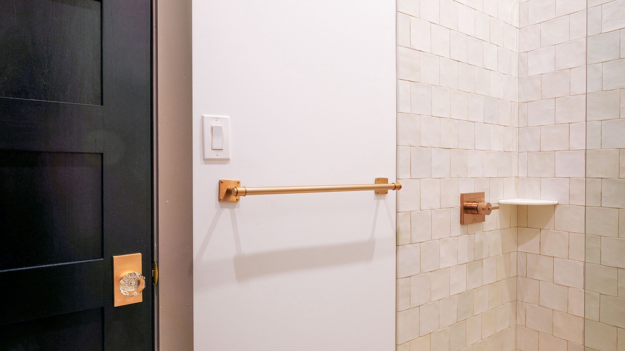 Photo of Bathroom in Irish Channel