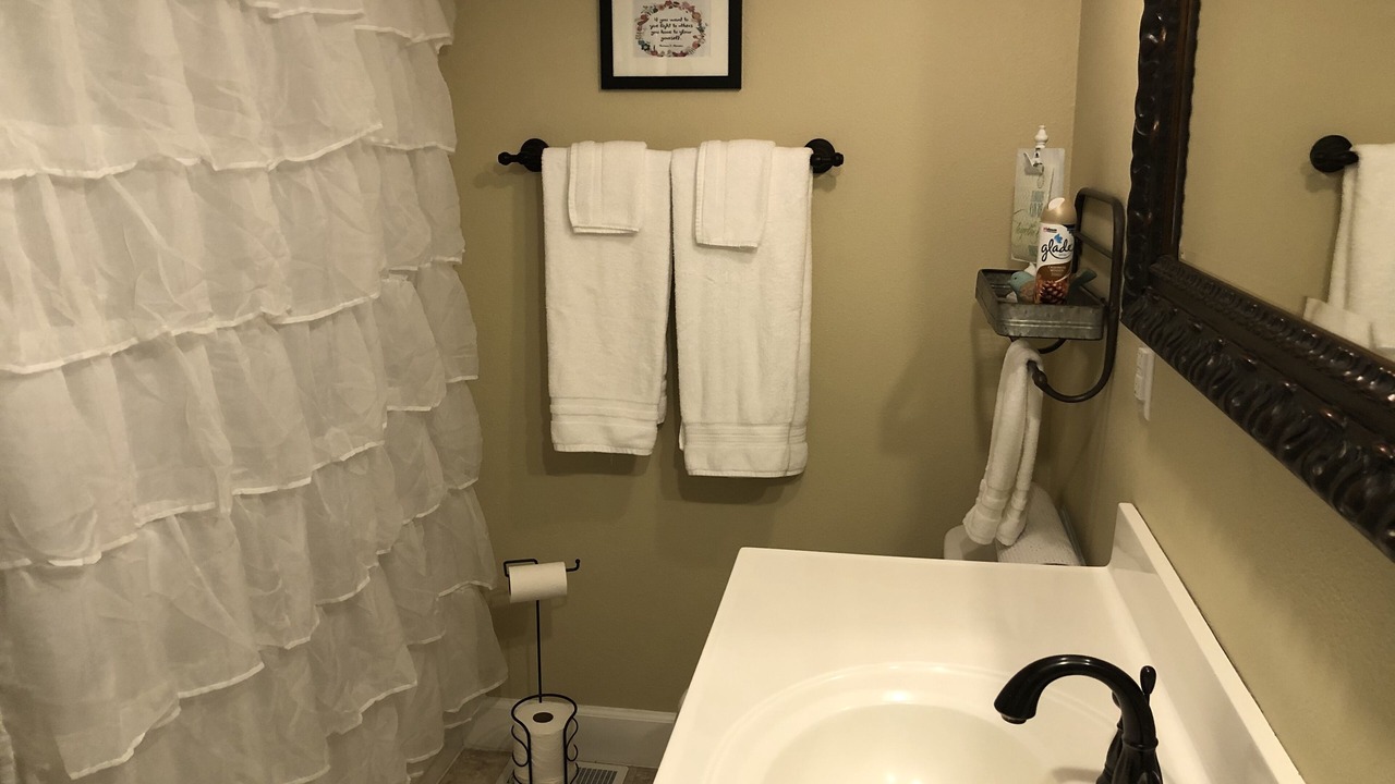 Photo of Bathroom in Pendleton