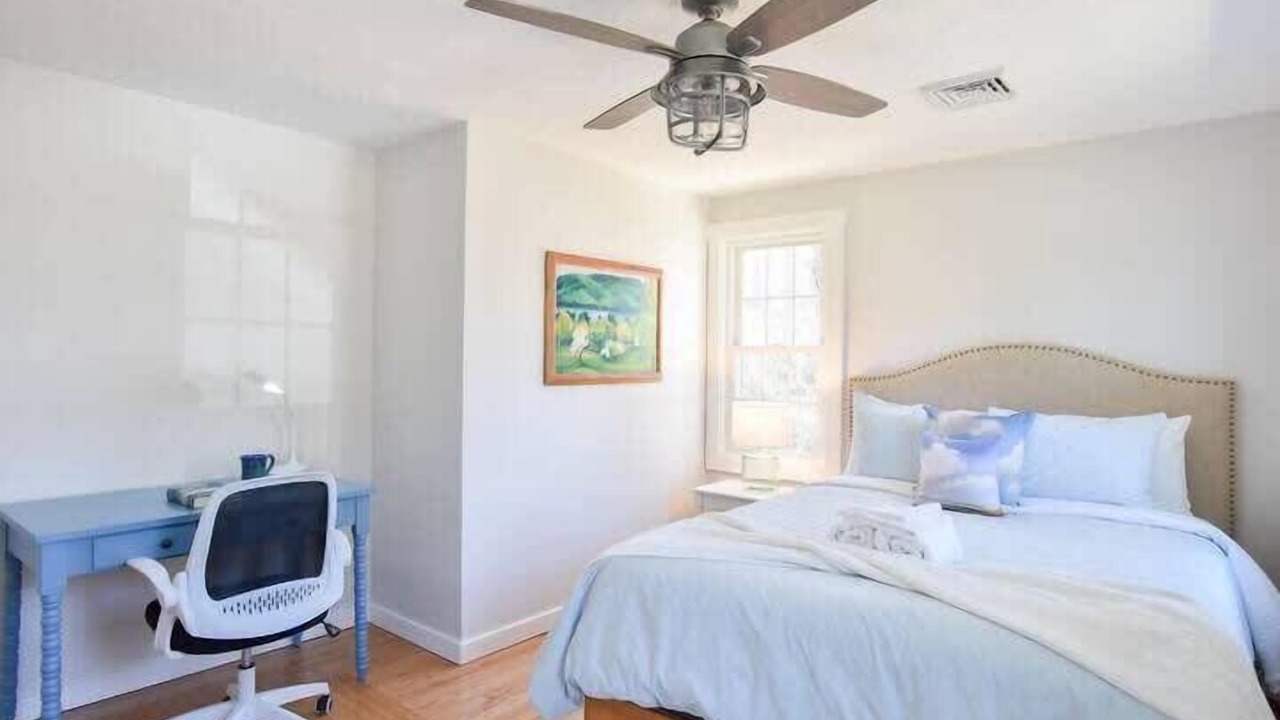 Photo of Bedroom in South Chatham