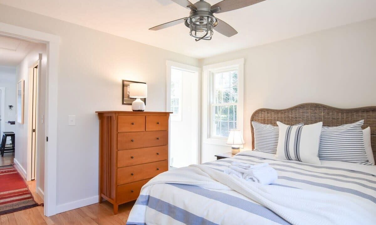 Photo of Bedroom in South Chatham