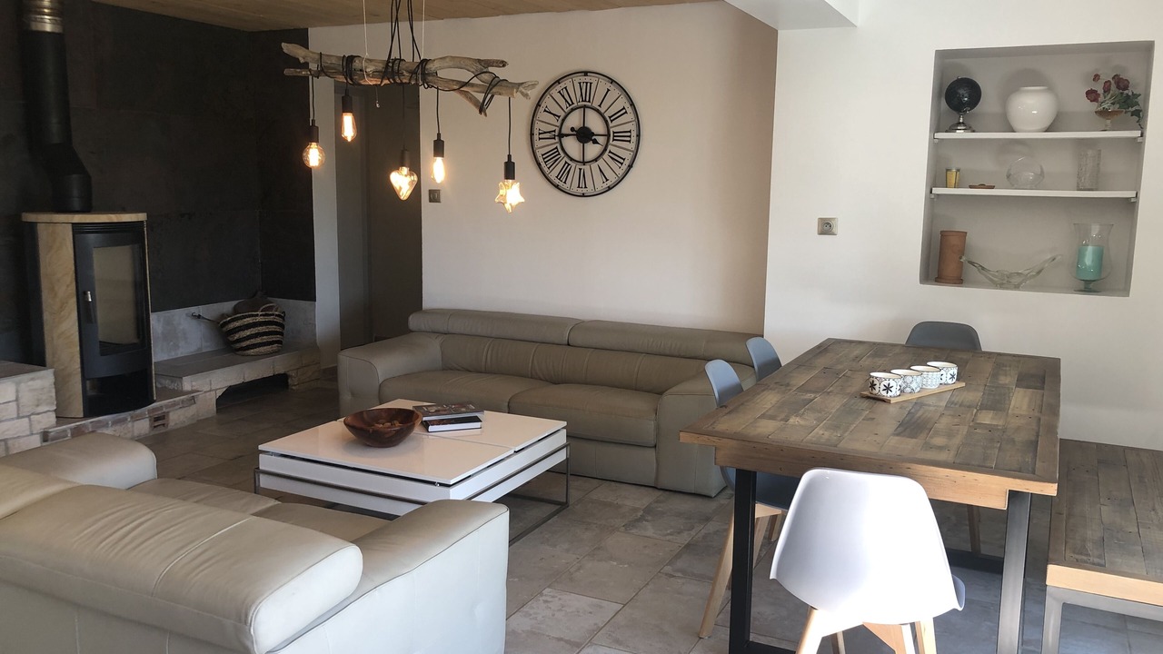 Photo of Livingroom in Caseneuve