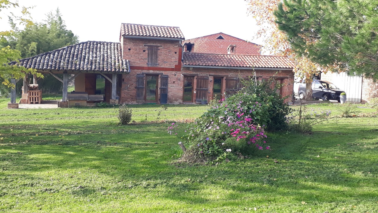 Photo of Outdoor in Lacourt-Saint-Pierre