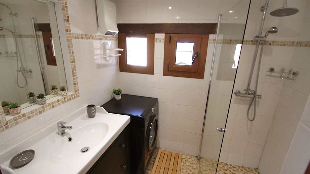 Photo of Bathroom in Lacourt-Saint-Pierre
