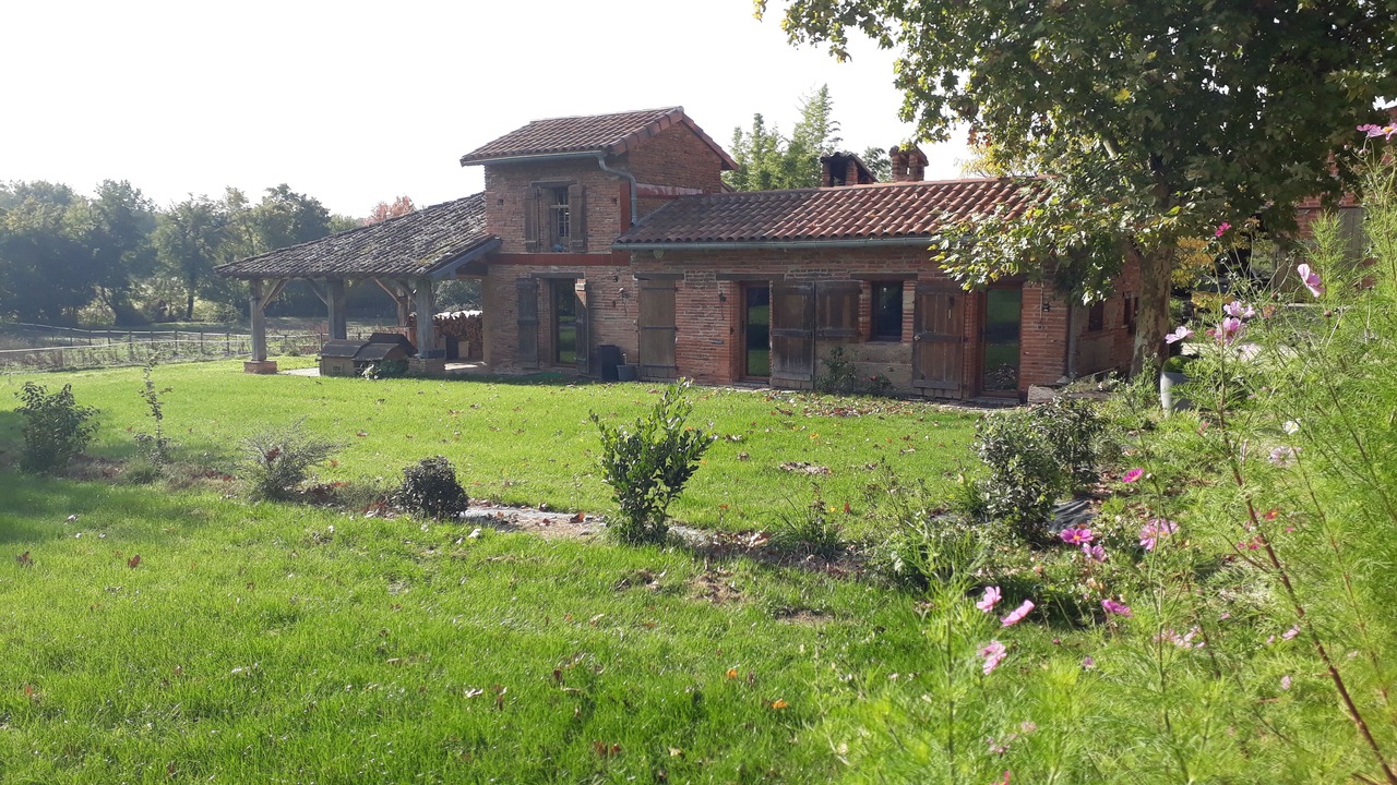 Photo of Outdoor in Lacourt-Saint-Pierre