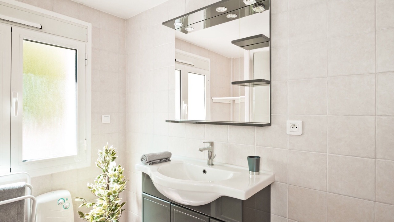Photo of Bathroom in Ceret