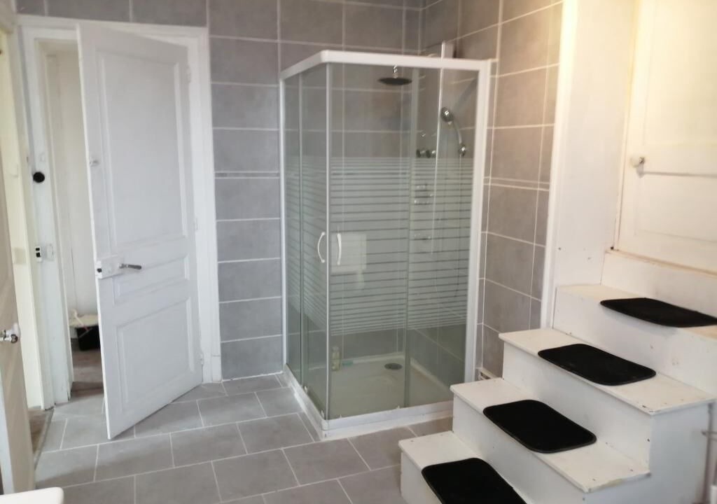 Photo of Bathroom in Lere