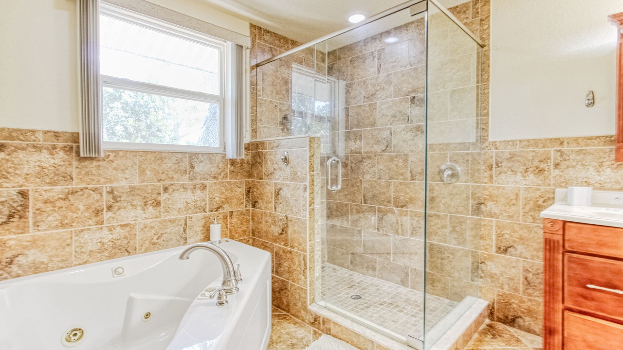 Photo of Bathroom in Jungle Terrace