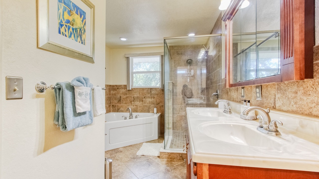 Photo of Bathroom in Jungle Terrace