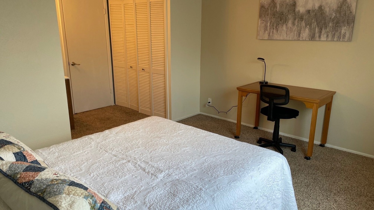 Photo of Bedroom in Blossoms Park