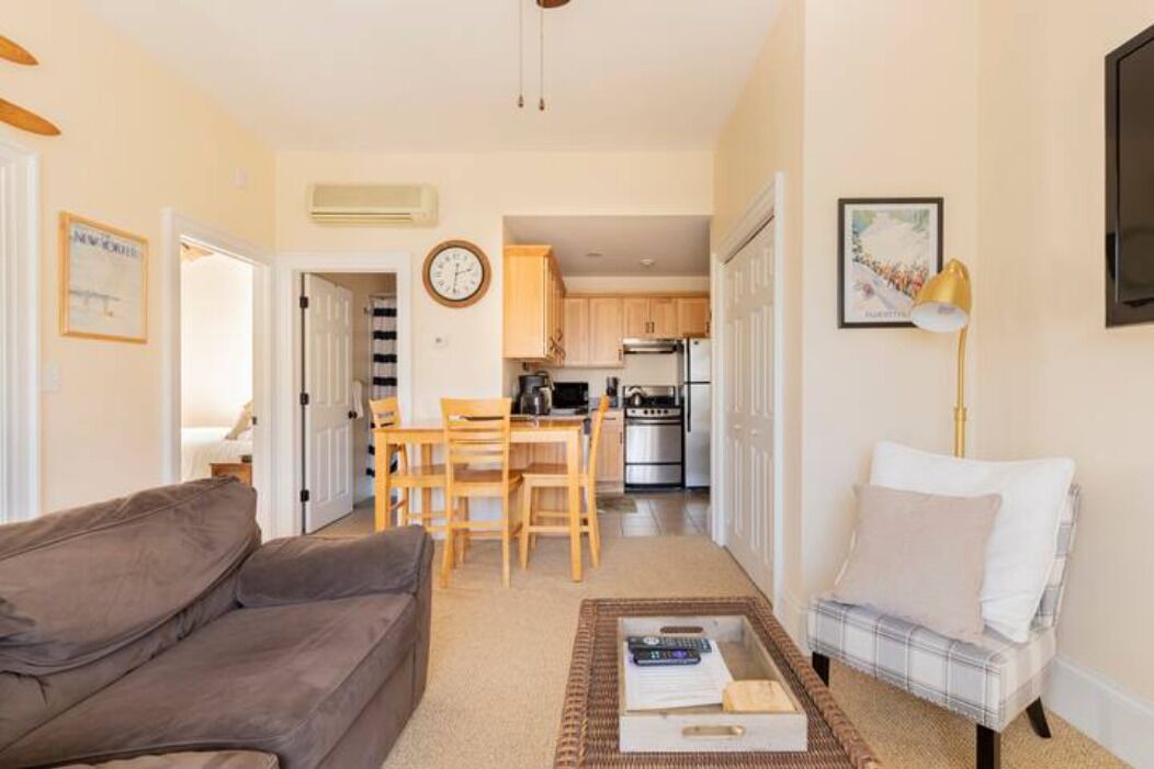 Photo of Livingroom in Ellicottville