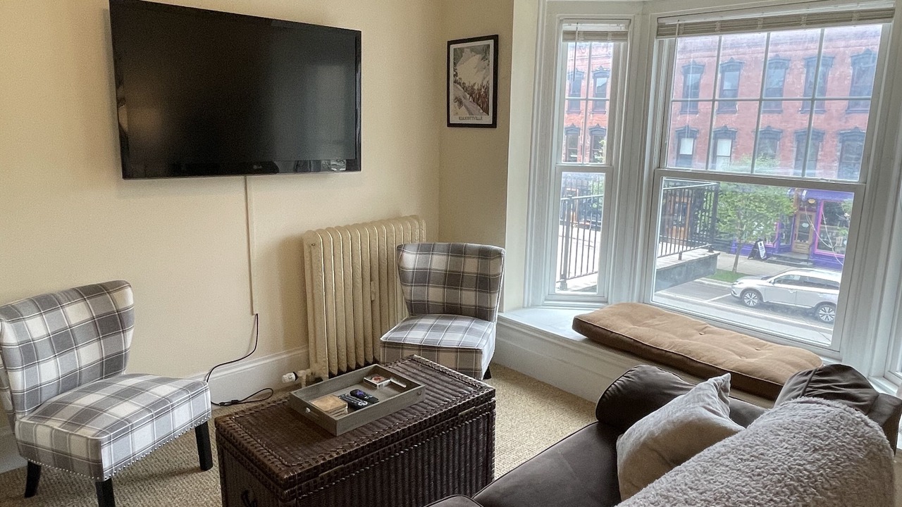 Photo of Livingroom in Ellicottville