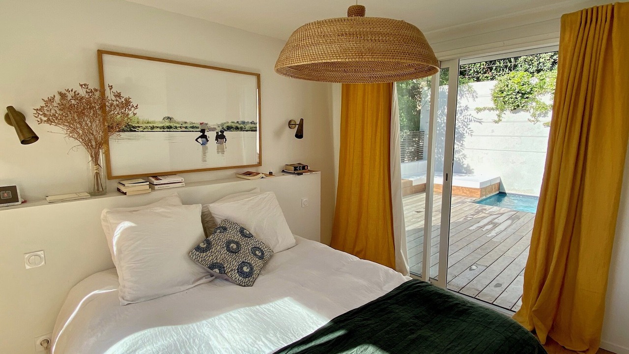 Photo of Bedroom in Roucas-Blanc