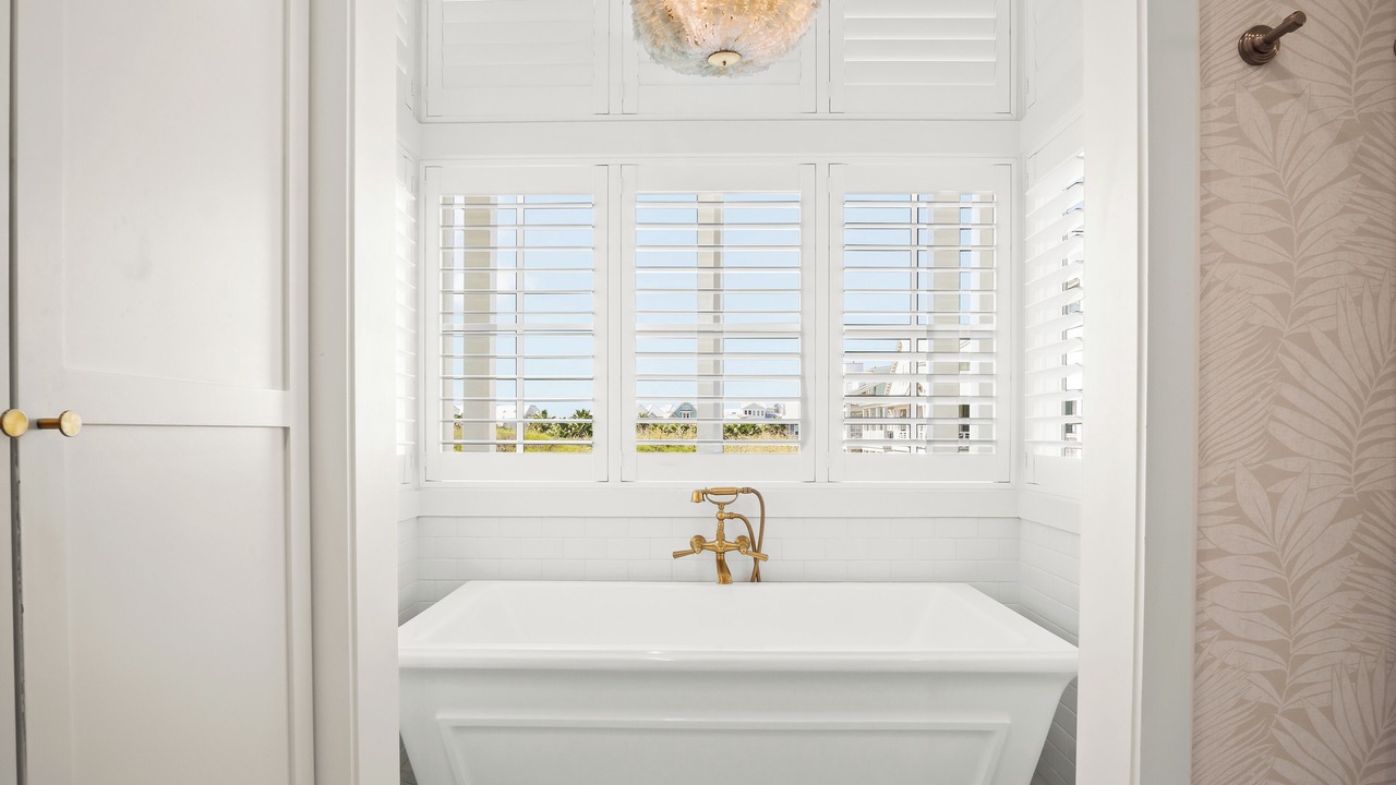 Photo of Bathroom in Cinnamon Shore