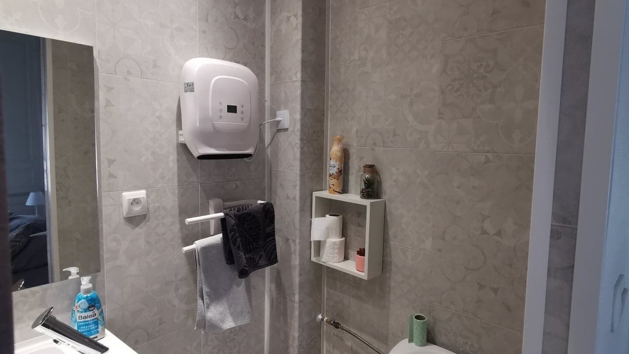 Photo of Bathroom in Old Town