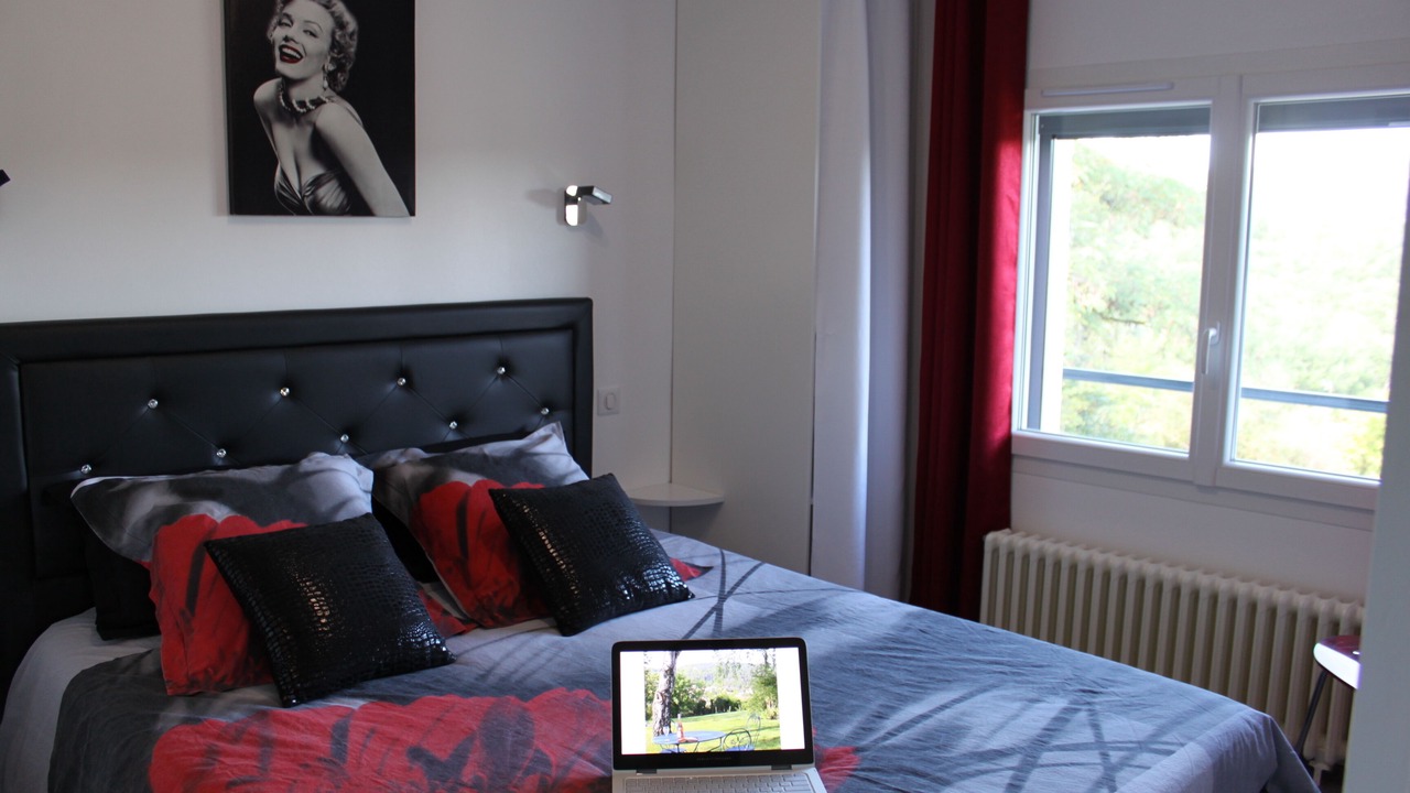 Photo of Bedroom in Chatel-Guyon
