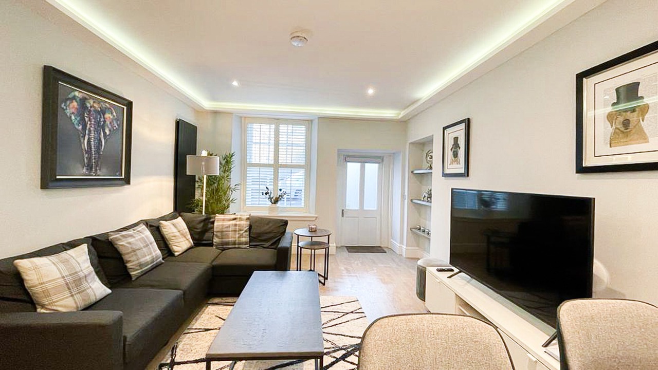 Photo of Livingroom in West End