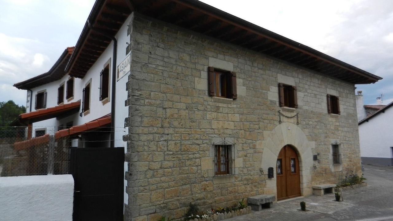 Photo of Outdoor in Asiain