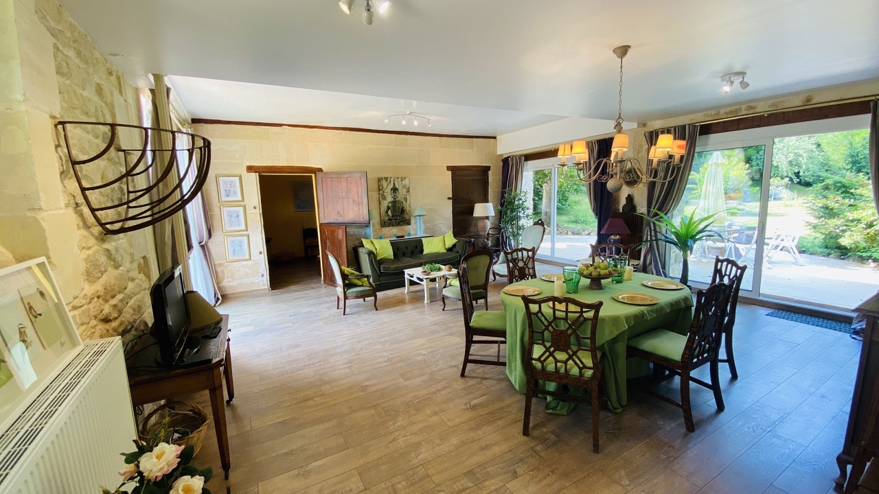 Photo of Livingroom in Vineuil-Saint-Firmin