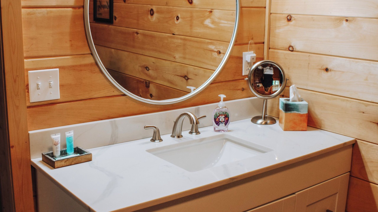 Photo of Bathroom in Tellico Plains