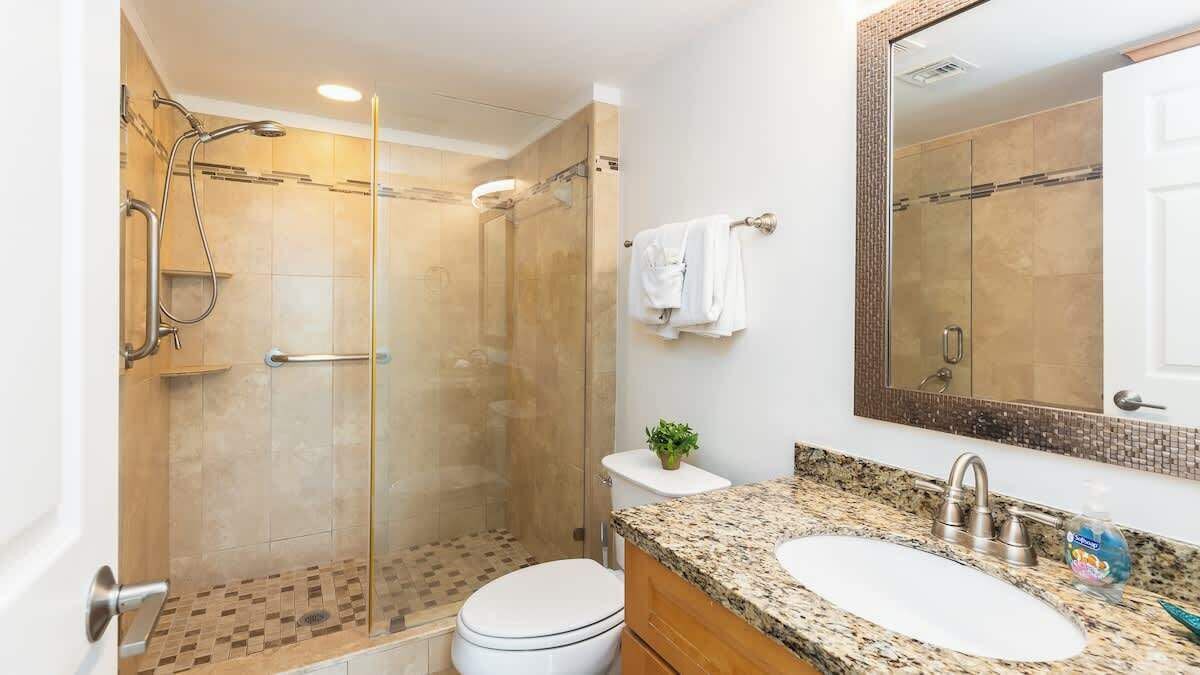 Photo of Bathroom in Tavernier
