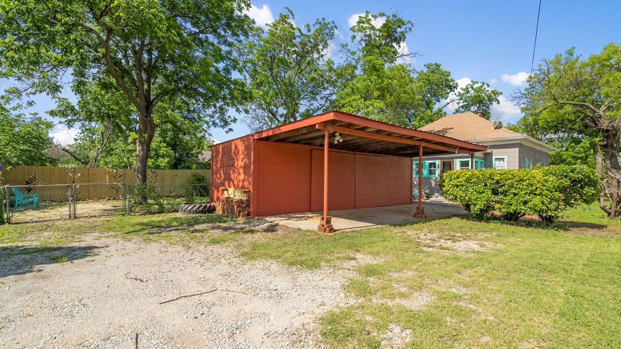 Photo of Outdoor in Coleman