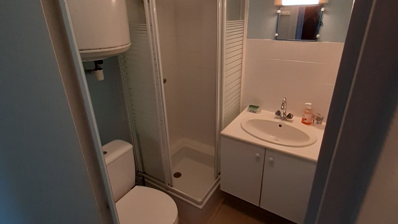 Photo of Bathroom in Ouistreham
