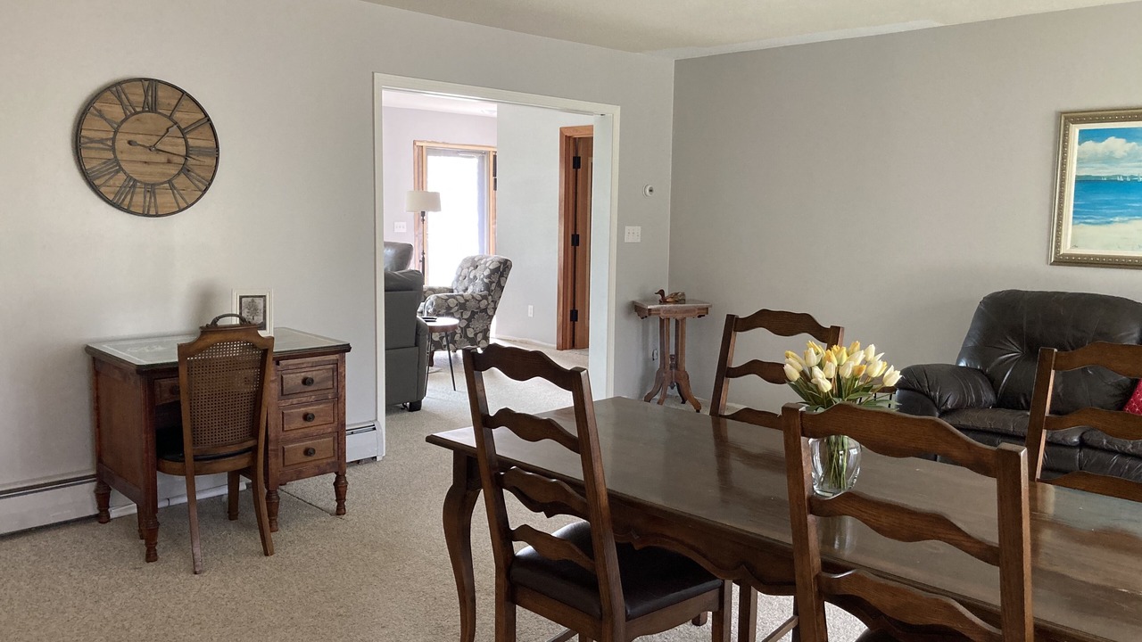 Photo of Livingroom in Forest Beach