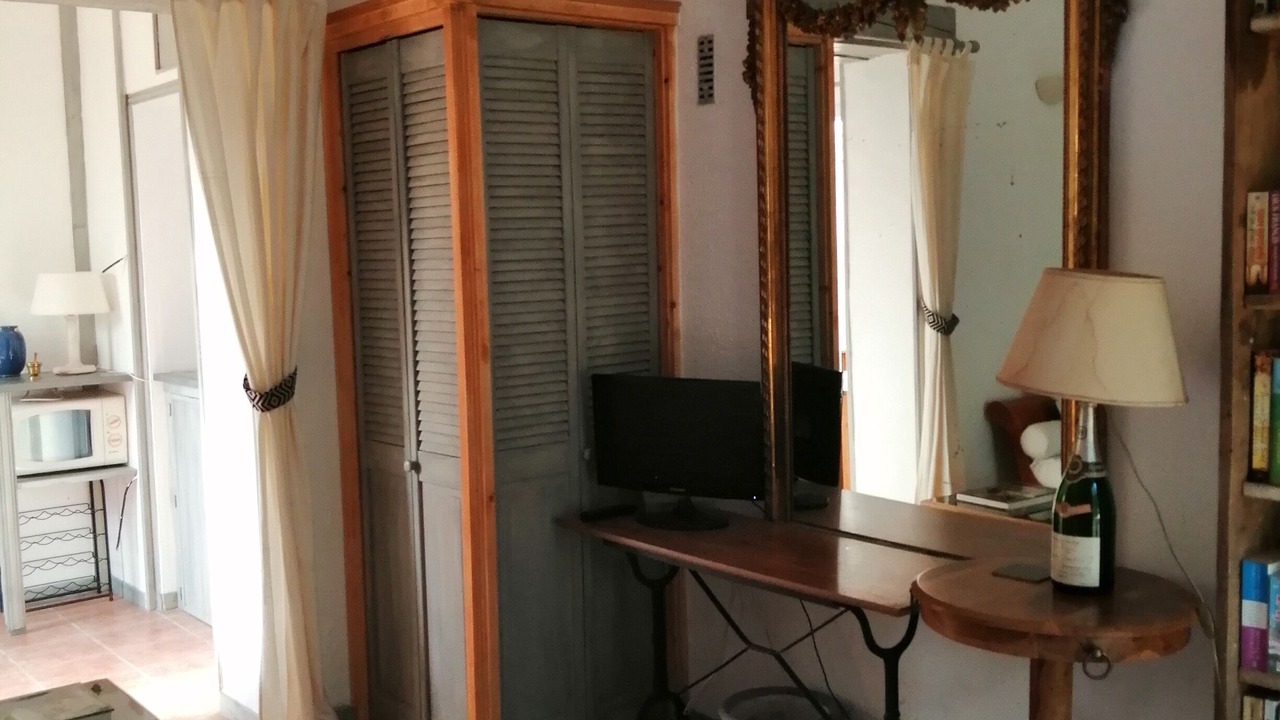 Photo of Bedroom in Palau-del-Vidre