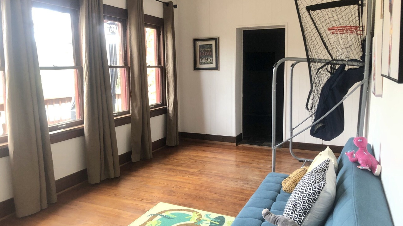 Photo of Bedroom in Glen Rose