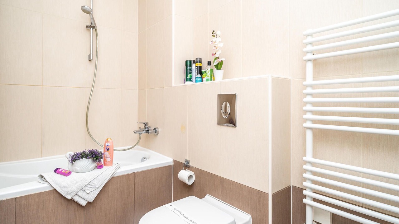 Photo of Bathroom in Montovjerna