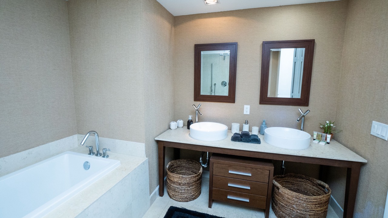 Photo of Bathroom in Downtown Miami