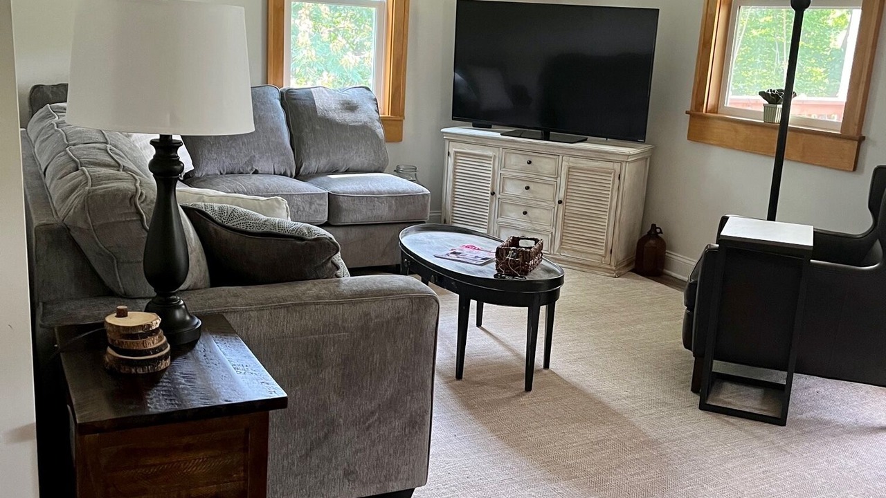 Photo of Livingroom in Henry