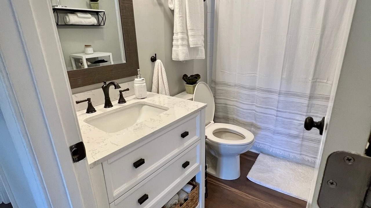 Photo of Bathroom in Henry