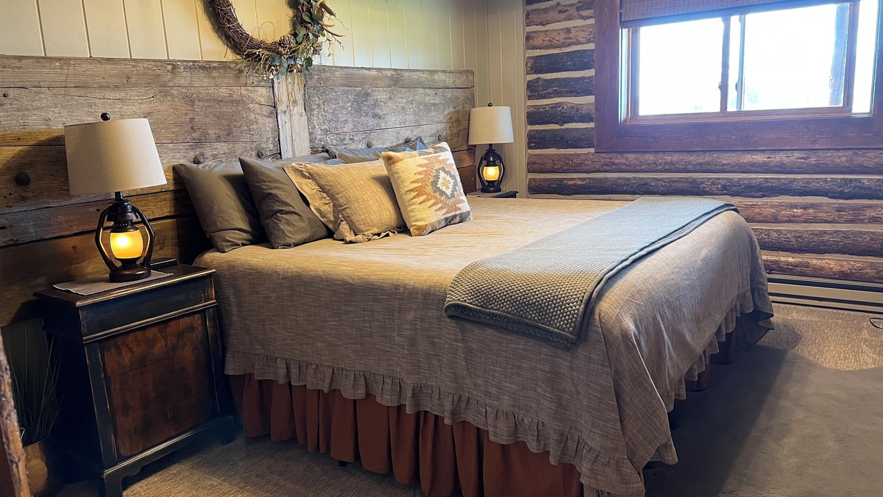 Photo of Bedroom in Island Park