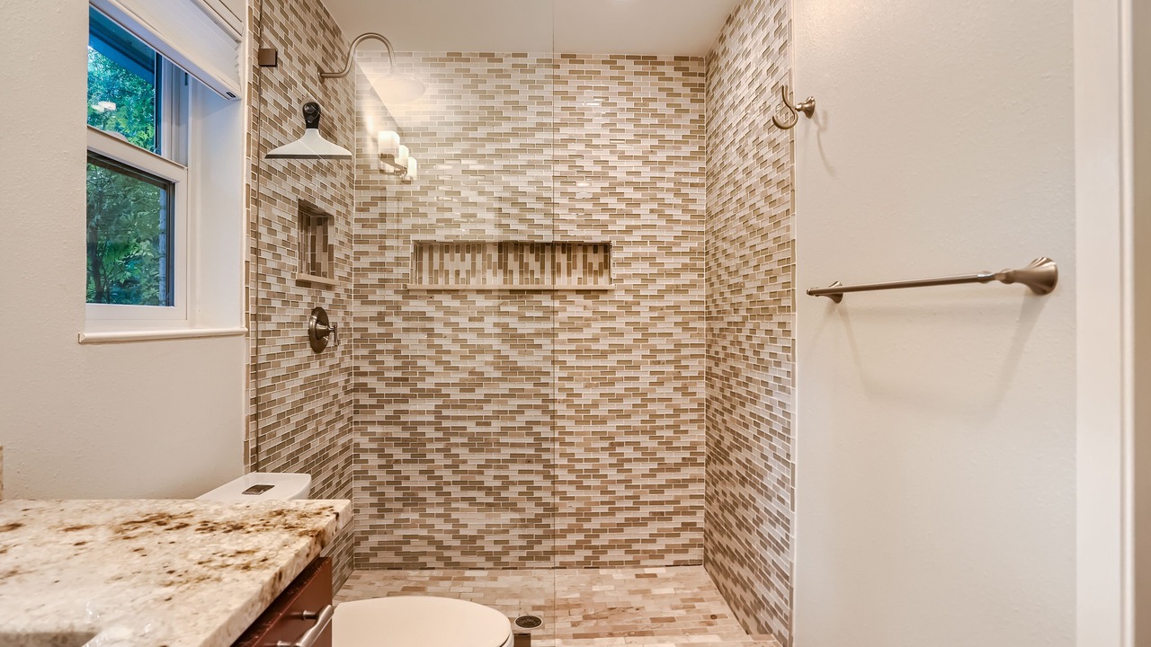 Photo of Bathroom in University Hills and Windsor Park
